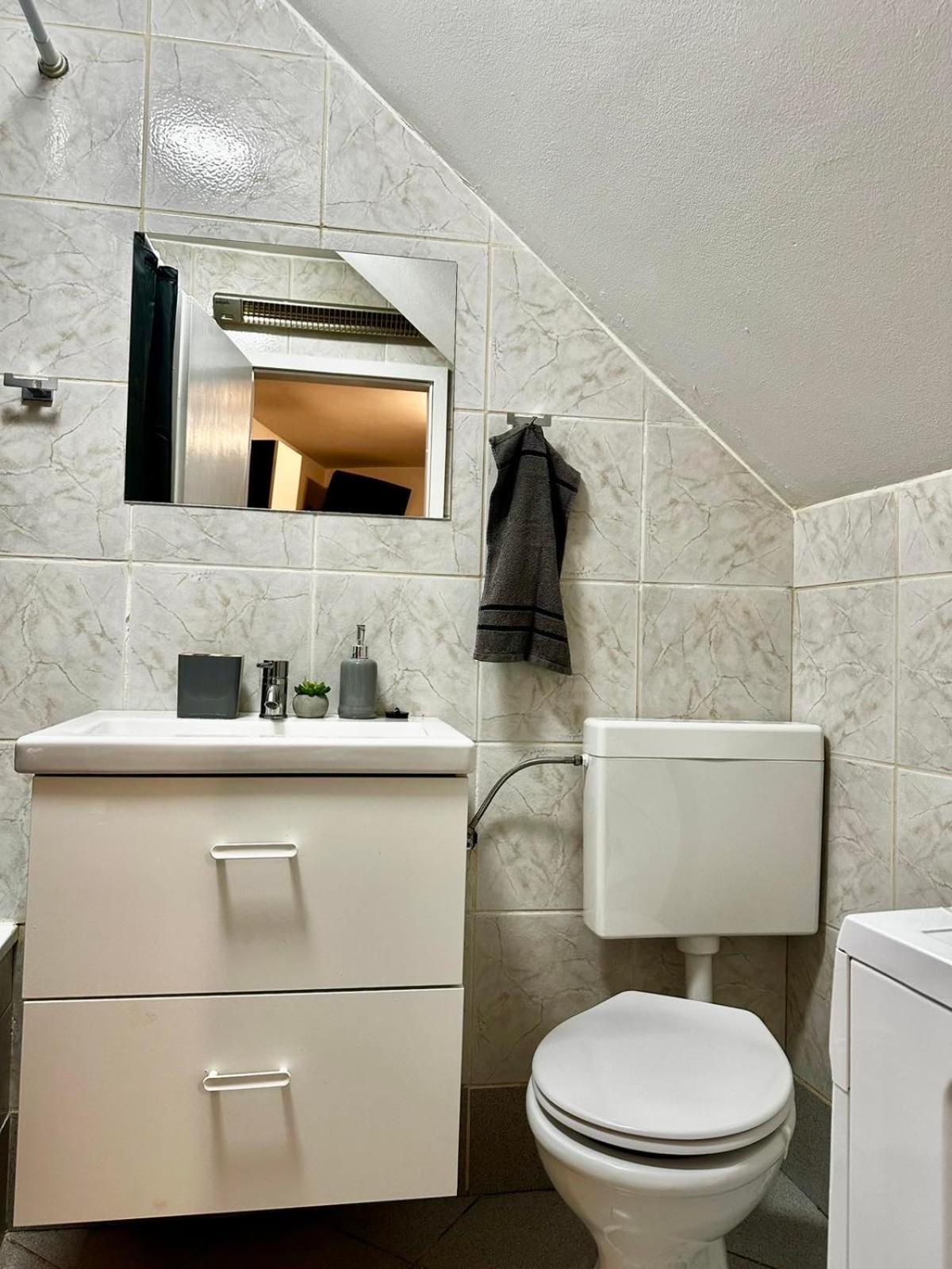Apartma Jugo Koper Exterior photo